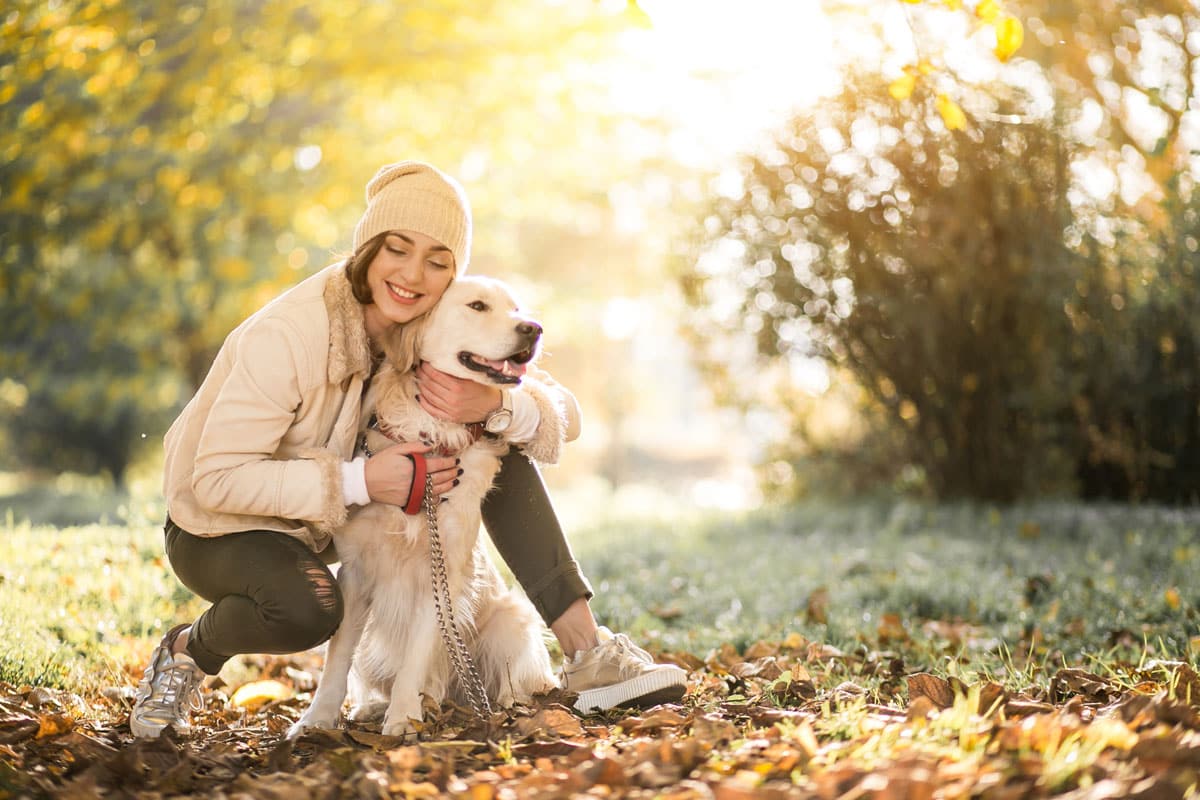 girl-with-dog girl-with-dog
